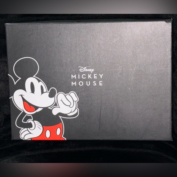 Disney Mickey Mouse 3 Piece Gift Set with Gift Box. - Picture 3 of 4